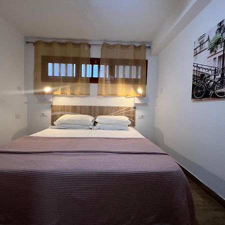 Garden City Apartment Privado Playa Feñabe Esterno foto