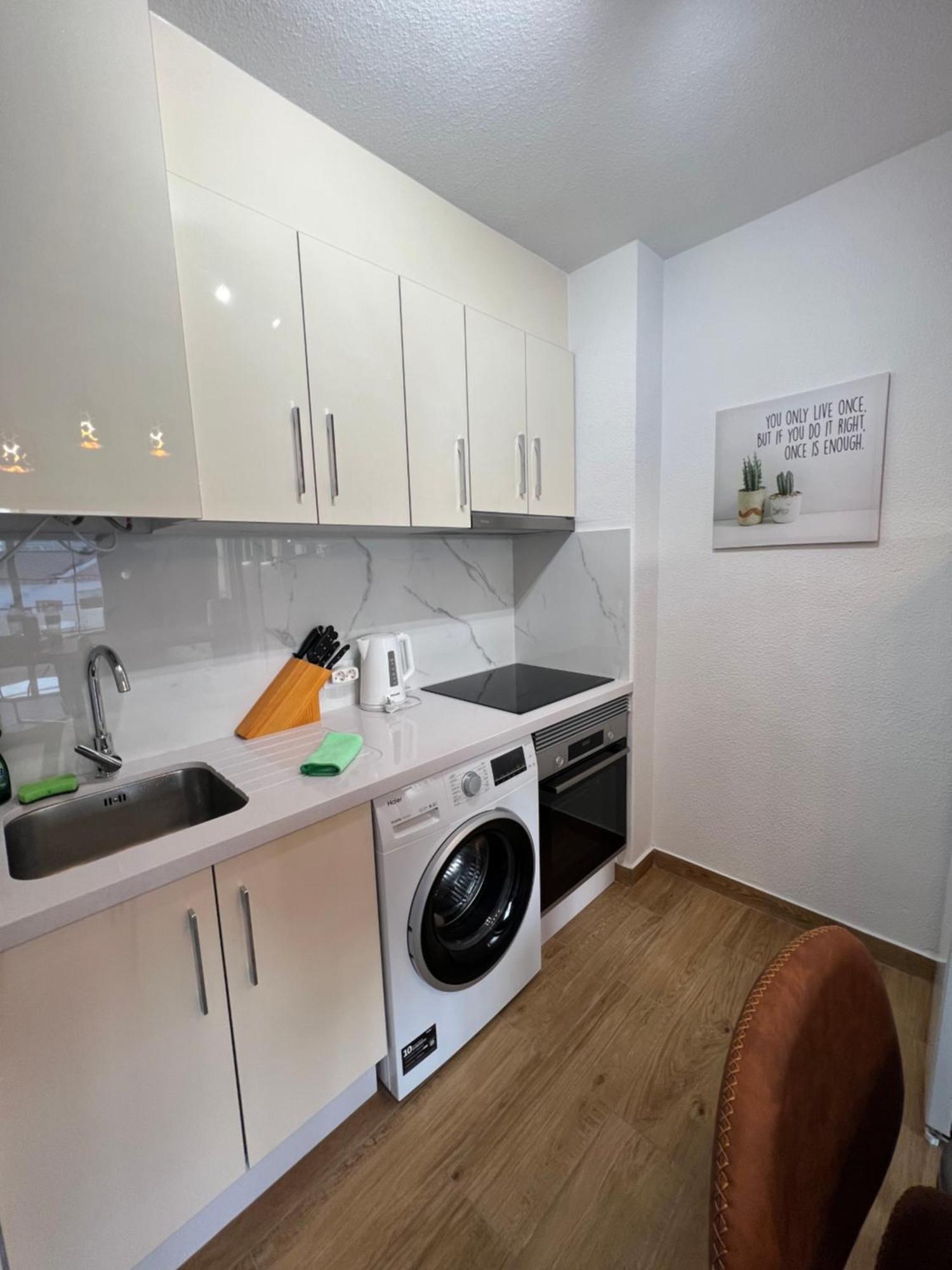 Garden City Apartment Privado Playa Feñabe Esterno foto